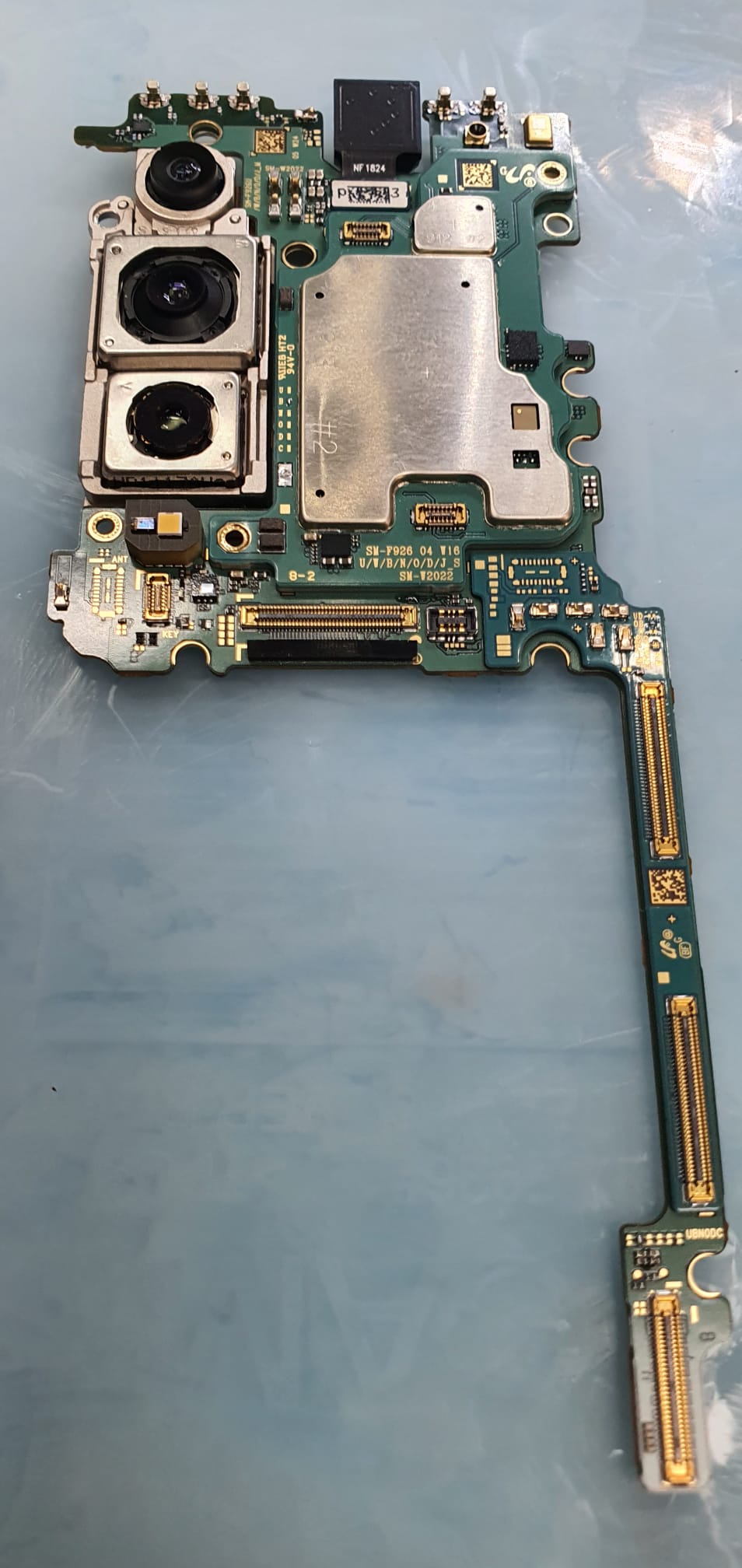 Samsung Galaxy Z Fold 3 Maticna ploča ( skidana/ispravna )
